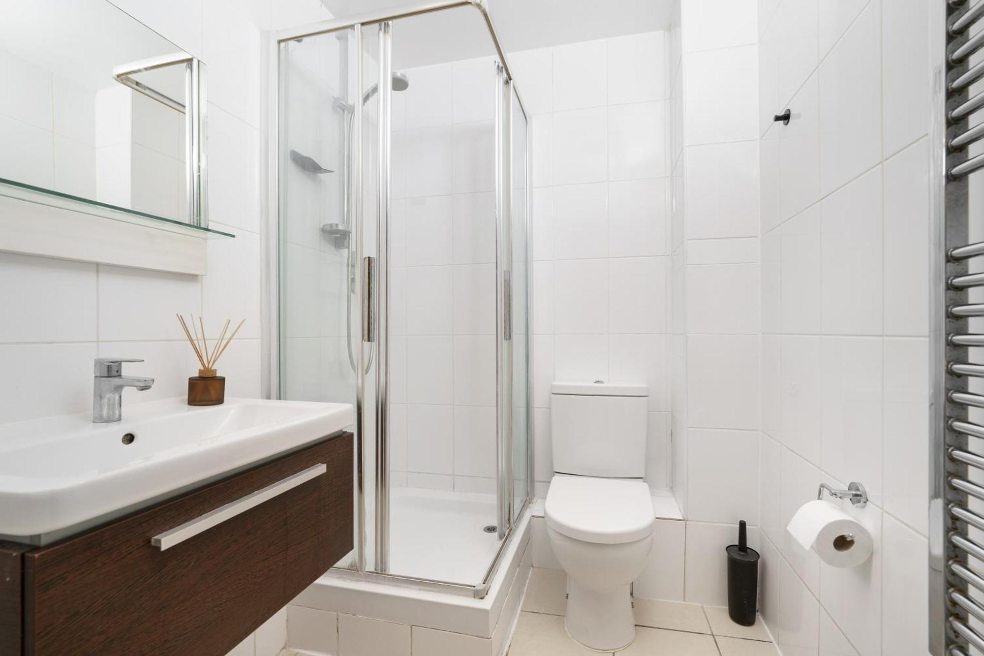 Modern 3br - Flat Sleeps 8 - Walk To Liverpool St